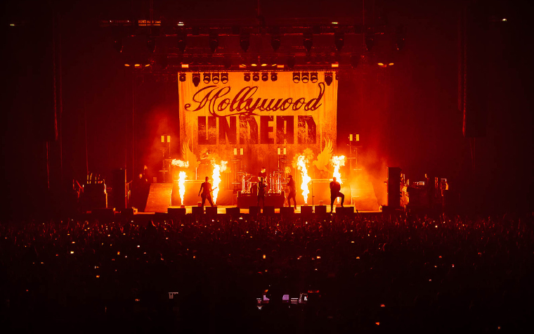 Концерт группы Hollywood Undead на стадионе «ВТБ Арена»