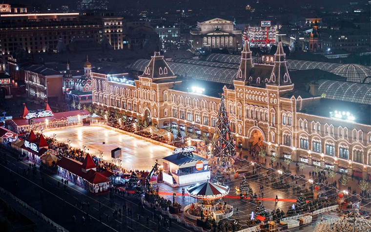 Новый ледовый сезон ГУМ-катка на Красной площади 